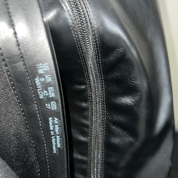 Naturalizer Waylon Knee High Boots - Picture 7 of 7